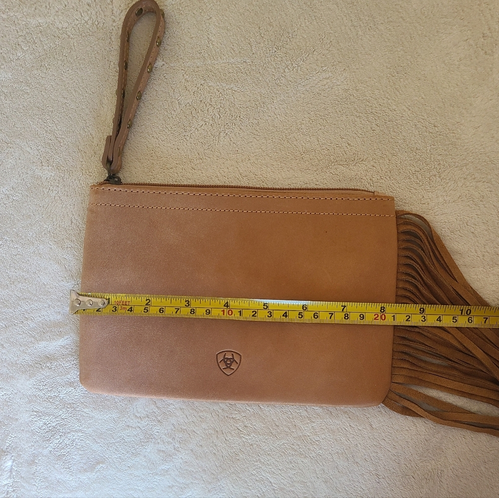 NWOT Ariat Fringe Wristlet Clutch Tan Leather - Picture 4 of 7